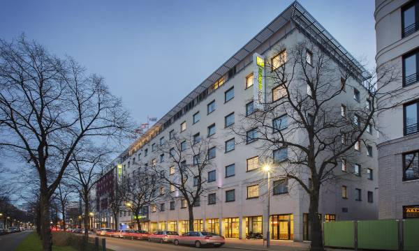 Holiday Inn Express Berlin City Centre by IHG