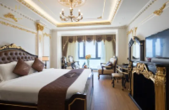 Monarque Hotel Danang