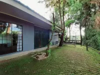 Villa Damai Lembang Hotell i Gudangkahuripan