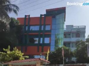 Goroomgo Star Inn Digha Near Sea Beach - Lift & Parking Facilities - Best Seller