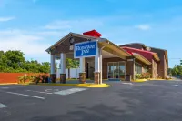 Wingate by Wyndham Columbia/Fort Jackson فنادق في دنتسفيل