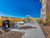 La Quinta Inn & Suites by Wyndham Monahans Hotels in Ward County