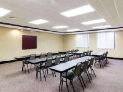 Quality Suites Midland North Loop 250 Hotels in Midland