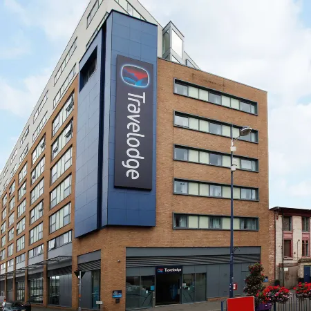 Travelodge Birmingham Central Bull Ring Отели рядом с достопримечательностью «Симфонический Холл»