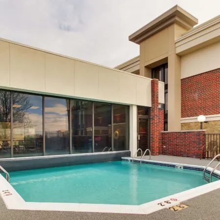 Drury Inn & Suites Poplar Bluff