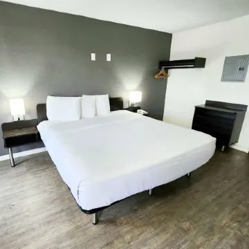 Motel 6 Columbus, GA - Downtown