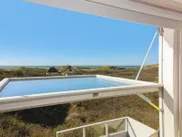 "Emiline" - 250m from the Sea