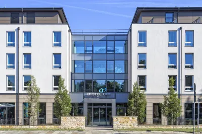 Motel One Dresden - Palaisplatz Hotels near Erich Kastner Museum