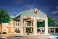 Super 8 by Wyndham Sonora