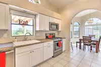 Oro Valley Home w/ Hot Tub & Mountain Views!