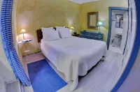 Independent Apartment n 4  in an Old Mansion Located by the Mouth of Douro River Hotels in Foz do Douro