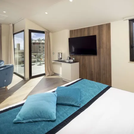 Best Western Plus City Hotel