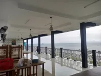 Penginapan Lamban Queens Kamar Double Bed Standar Room Hotel di Kalianda