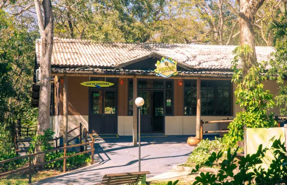 熱河度假村 - 生態木屋西葡特色住宿