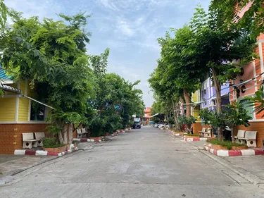 รูปภาพของรักกันรีสอร์ท 2