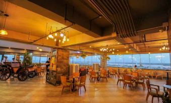 Cuu Long Hotel