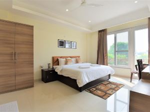 Olive Serviced Apartment Golf Course Road