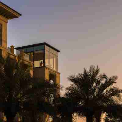 Four Seasons Resort Dubai at Jumeirah Beach Hotel Exterior