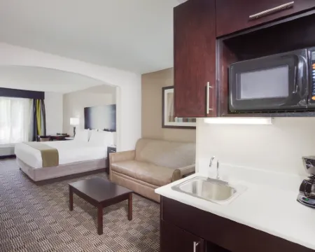 Holiday Inn Express & Suites MEBANE by IHG Hotels in Mebane