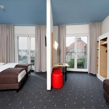 B&B HOTEL Berlin-Charlottenburg Отели рядом с достопримечательностью «Станция метро Mierendorffplatz»