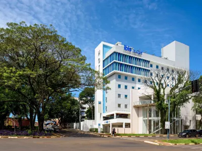 Ibis Budget Foz Do Iguacu Hotels in Фос-ду-Іґуасу