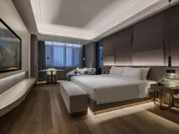Novotel Jinniu Hotel
