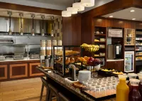 Hilton Garden Inn Ann Arbor - Bữa sáng