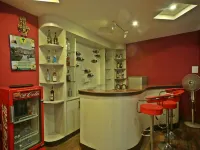 The Hotel Pleasure Home Inn - bar