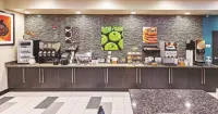 馬斯科吉拉昆塔温德姆套房酒店 - 早餐