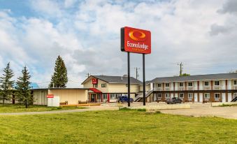Econo Lodge Inn & Suites - Housity