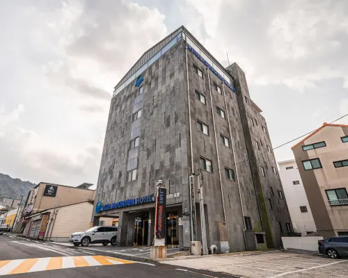 Blue Mountain Hotel Hotels near Dong-Amsa