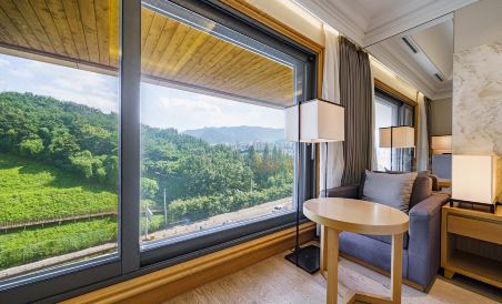 Pinegrove Hotel - Housity