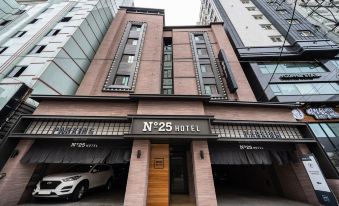 7. 넘버25 사당역..