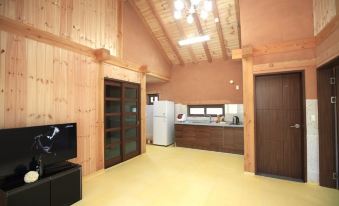 Pohang Hwangto Pension