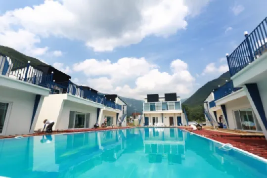 Miryang Chamjoeun Pension Pyochungsa周辺のホテル