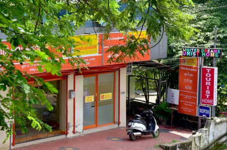 United Dreams Отели рядом с достопримечательностью «Cannanore Lighthouse»