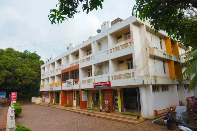 Hotel Durvankur Ganpatipule Hotels near Shree Ganpatipule Mandir
