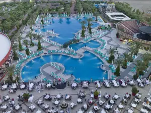 Delphin Palace Hotel