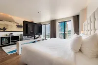 Hotel Soleil Hạ Long Trademark Collection by Wyndham Các khách sạn gần Chợ Cao Thắng