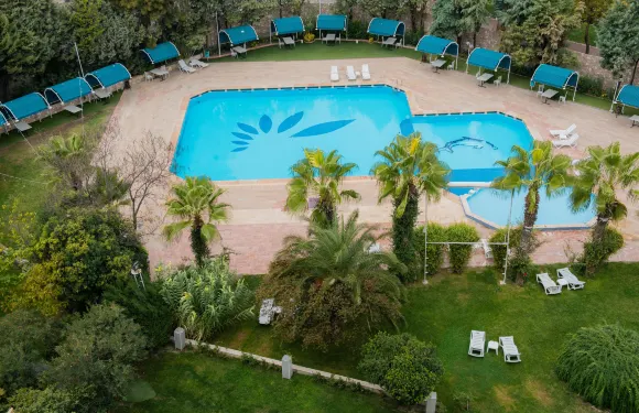 比於克薩魯酒店