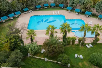 Buyuk Saruhan Hotel Hotels near Akmescit Cami
