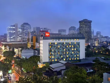 Horison Arcadia Wahid Hasyim