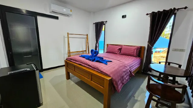 ดีลักซ์ค็อทเทจ