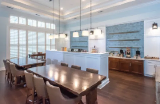 查爾斯頓芒特普林森Residence Inn 酒店