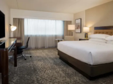 Sheraton Detroit Metro Airport Hotels in Romulus
