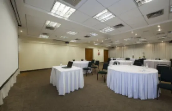 優必藍的金色公園酒店 烏貝蘭迪亞酒店