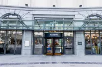 Hilton Brussels Grand Place Hotels near Place Royale