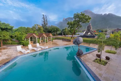 Darza Resorts