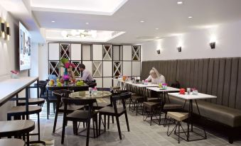 The Z Hotel Tottenham Court Road - Housity