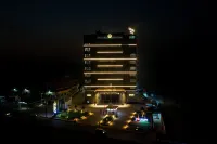 Essentia Manipal Inn Hotels near Sri Chamundeshwari Ammanavara Devasthana, Karamballi